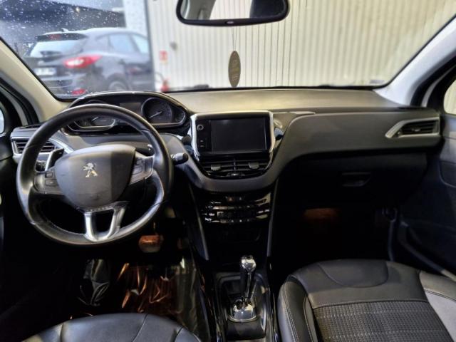 Peugeot 2008 image 4