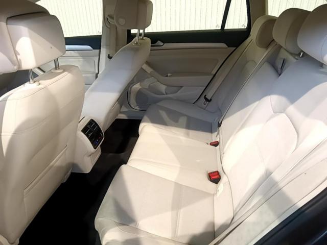 Volkswagen Passat Sw image 9