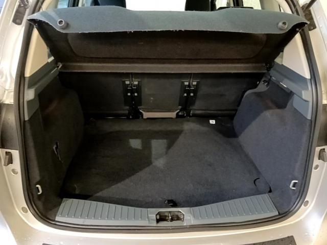 Ford C-Max image 7