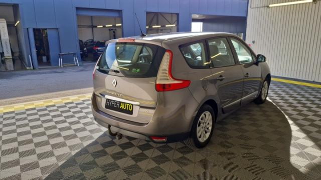 Renault Grand Scénic image 2