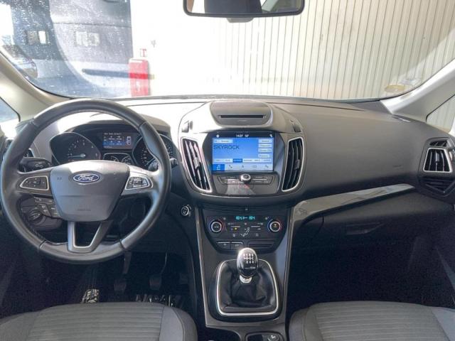 Ford C-Max image 1