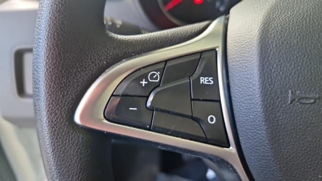 Dacia Duster image 4