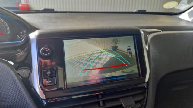 Peugeot 2008 image 4