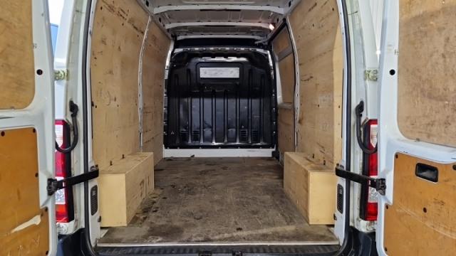 Renault Master image 3