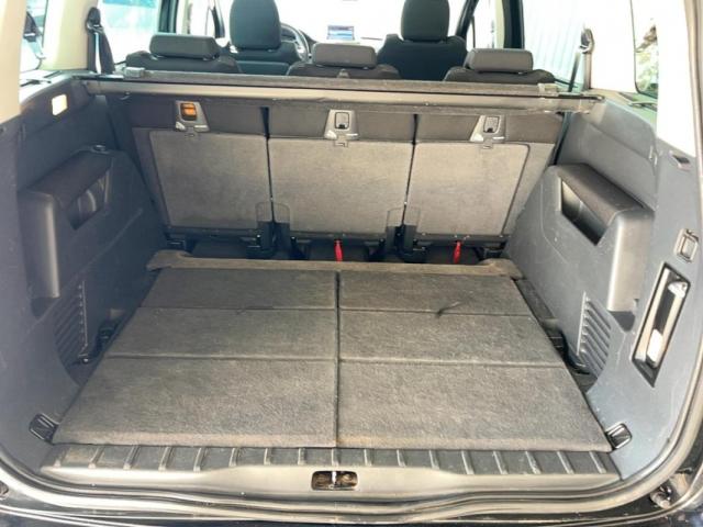 Peugeot 5008 image 6