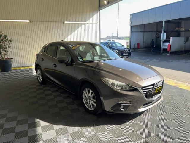 Mazda 3 image 7