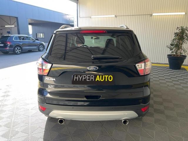 Ford Kuga image 3