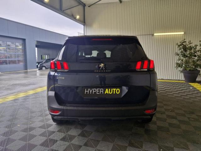 Peugeot 5008 image 2