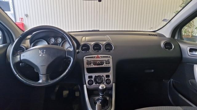 Peugeot 308 image 6