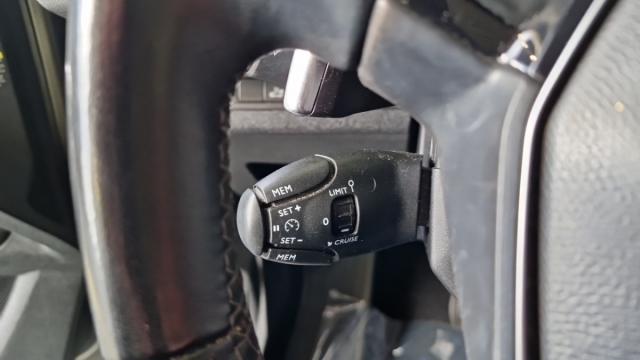 Peugeot 5008 image 7