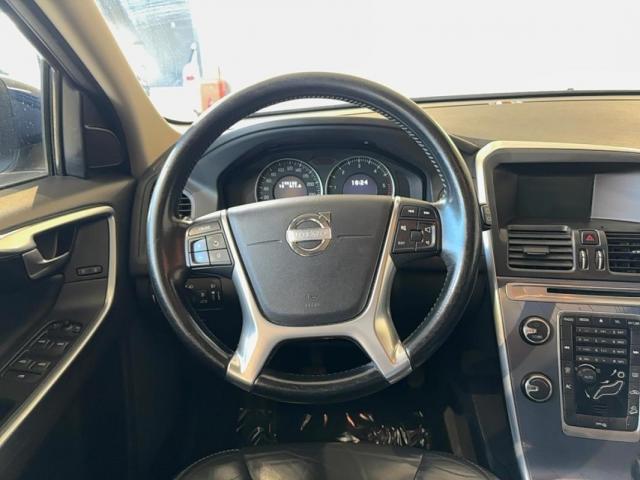 Volvo Xc60 image 6