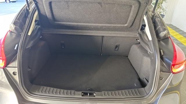 Ford Focus image 8