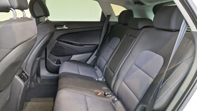 Hyundai Tucson image 3