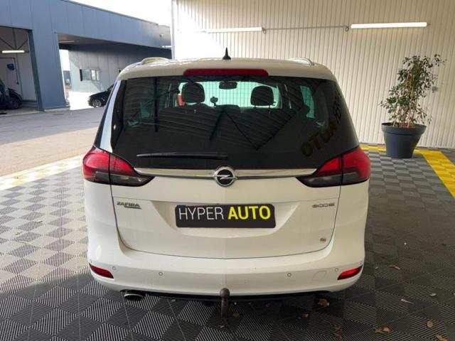 Opel Zafira Tourer image 9