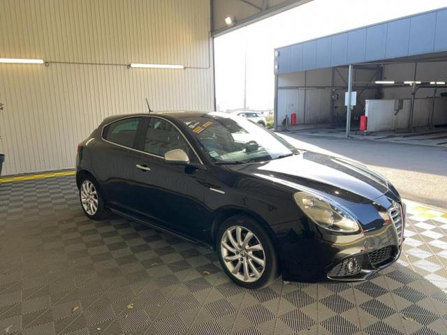 Alfa Romeo Giulietta image 4