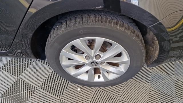 Skoda Octavia image 7