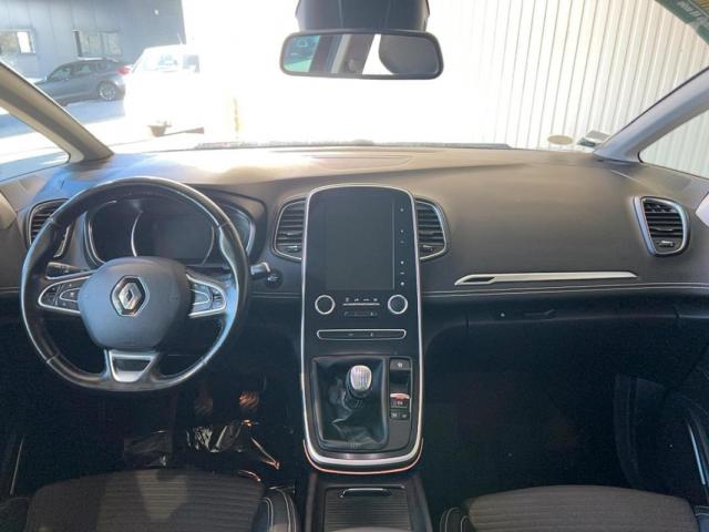 Renault Grand Scénic image 4