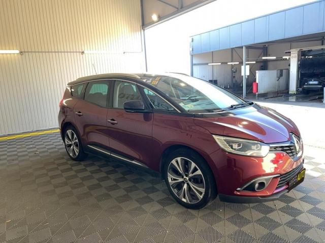 Renault Grand Scénic image 1
