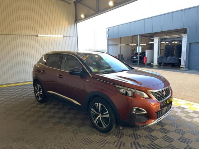 Peugeot 3008 image 2