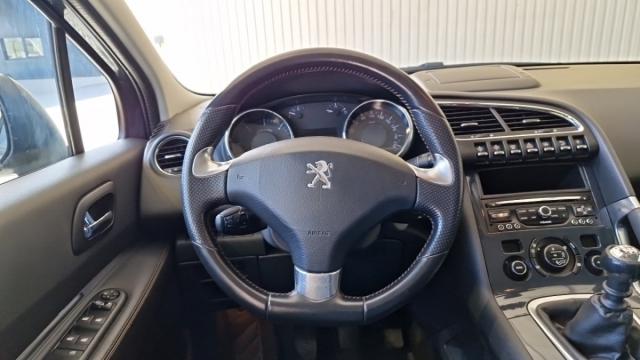 Peugeot 3008 image 1