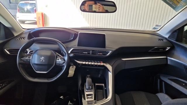 Peugeot 3008 image 8