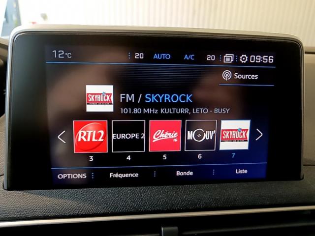 Peugeot 5008 image 3