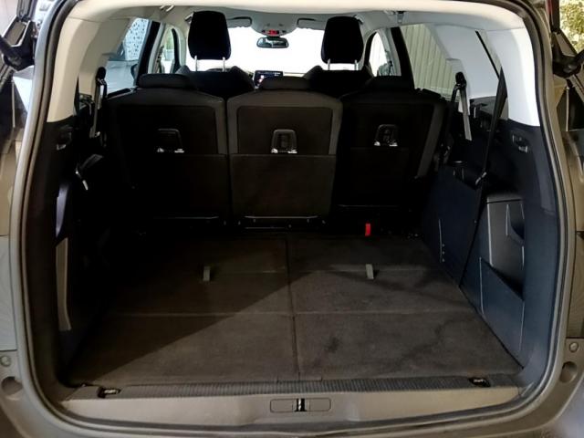 Peugeot 5008 image 4