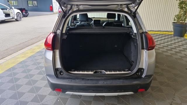 Peugeot 2008 image 2