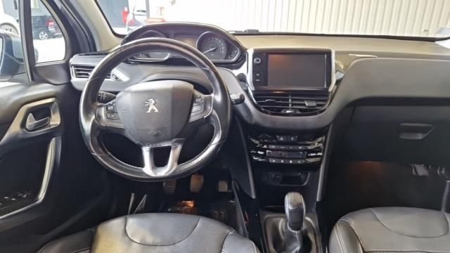 Peugeot 2008 image 7