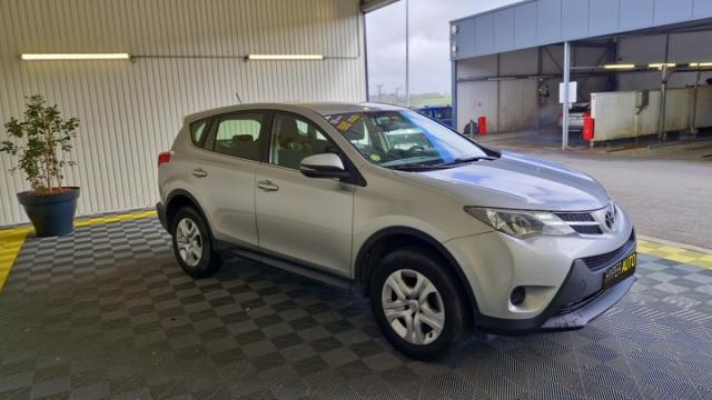 Toyota Rav4 image 4