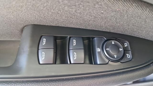 Opel Insignia image 3