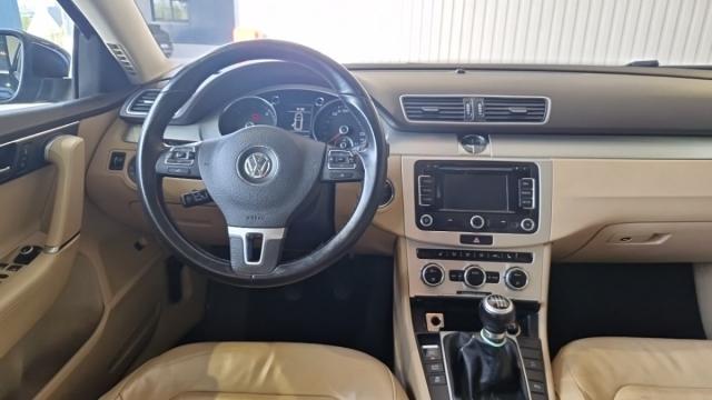 Volkswagen Passat Sw image 8