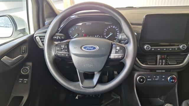 Ford Fiesta image 5