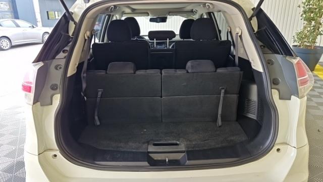 Nissan X-Trail image 2