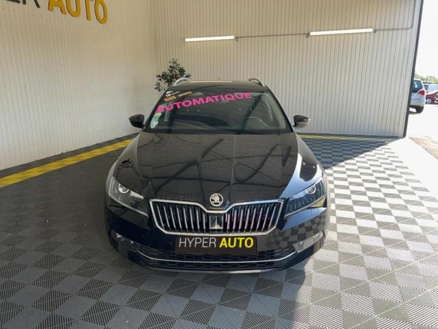Skoda Superb Combi image 4
