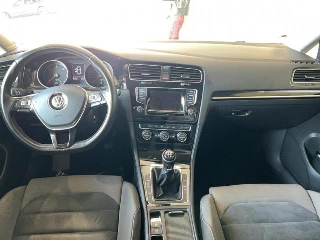 Volkswagen Golf image 1