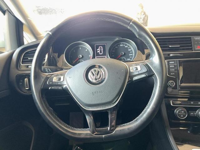 Volkswagen Golf image 5