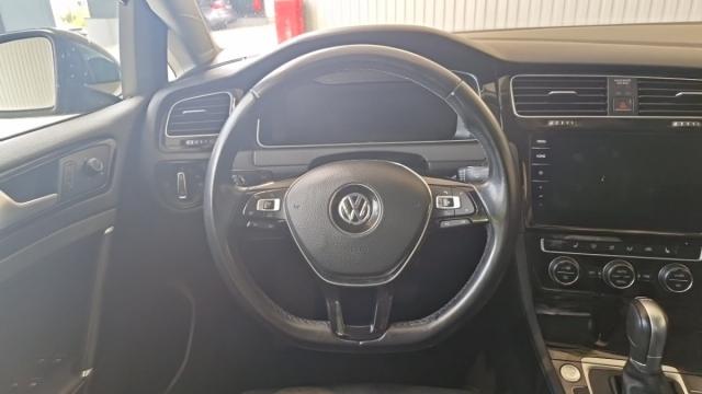 Volkswagen Golf image 9