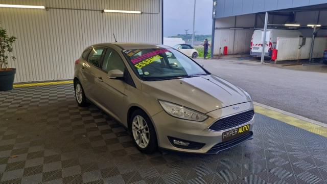 Ford Focus image 9