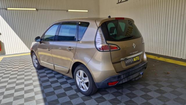 Renault Scénic image 2