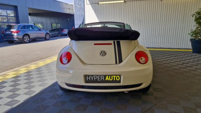 Volkswagen New Beetle image 8