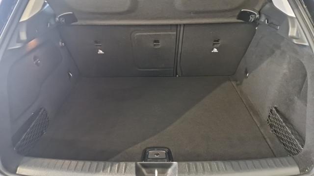 Mercedes Benz Gla image 3
