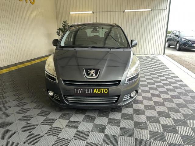 Peugeot 5008 image 6