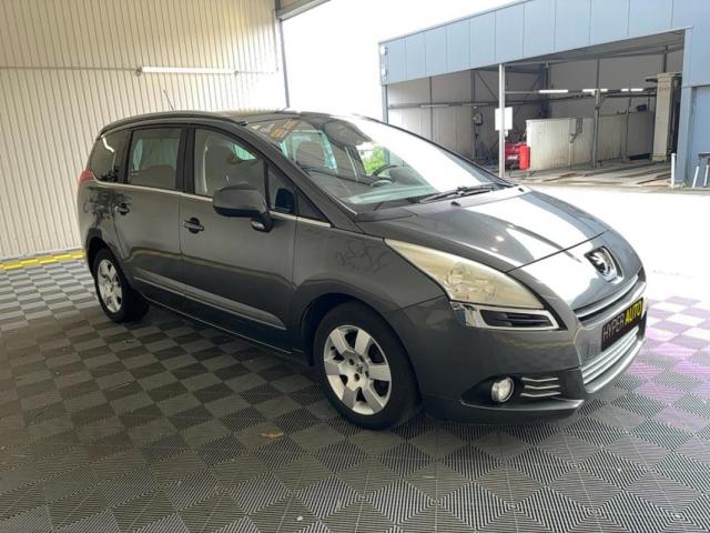 Peugeot 5008 image 7