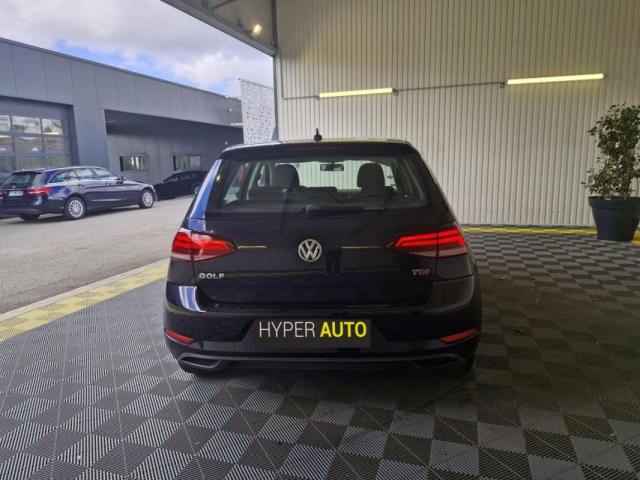 Volkswagen Golf image 9