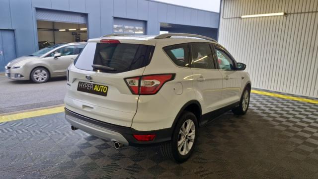 Ford Kuga image 7