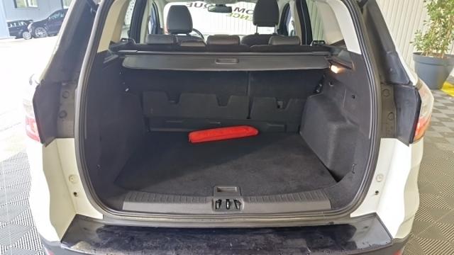 Ford Kuga image 8