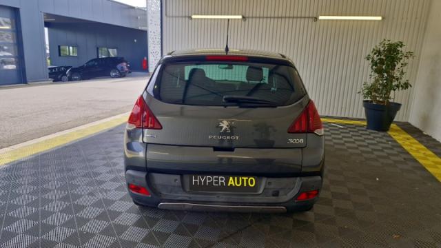 Peugeot 3008 image 1