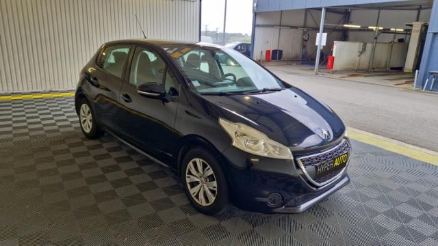 Peugeot 208 image 8