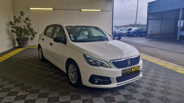 Peugeot 308 image 1